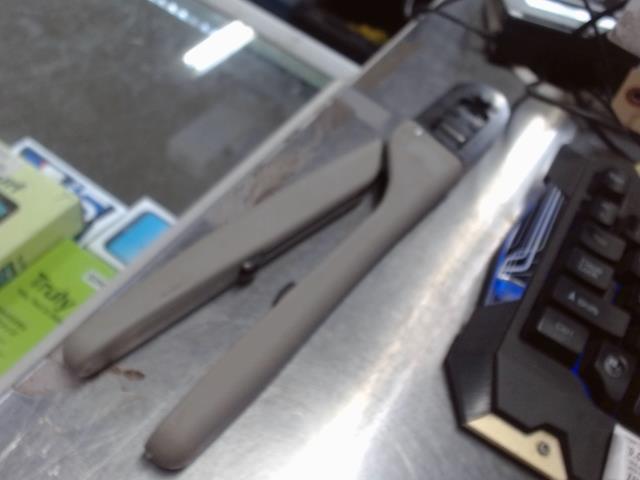 Tool hand crimper