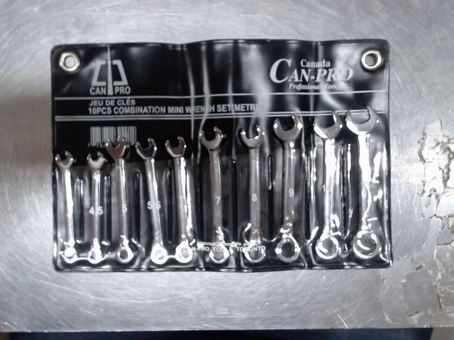 Cle anglaise 10 pcs ds etui