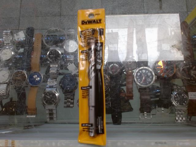 Hammer drill bit