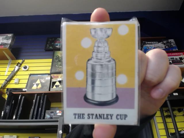 Carte the stanley cup