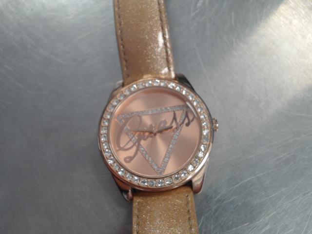 Montre femme bracelet brillant