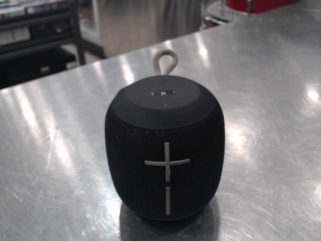 Speaker bluetooth