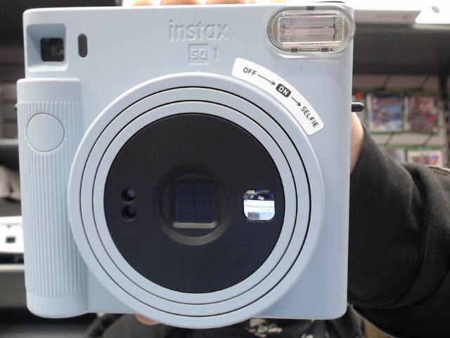 Camera instax