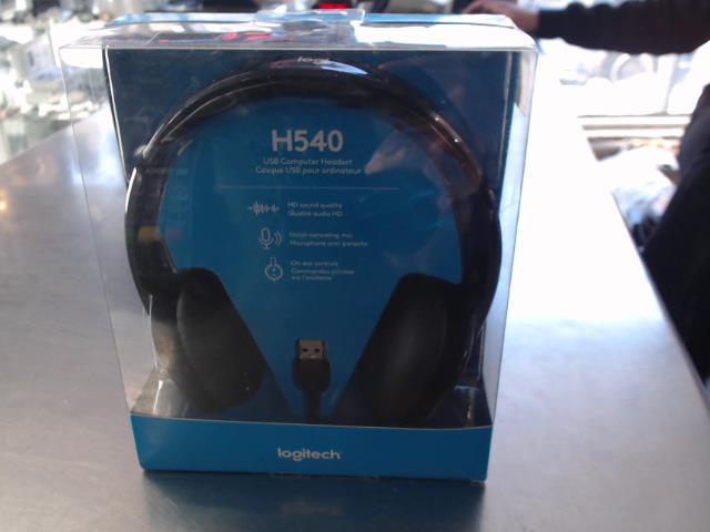 Casque d'coute dans la boite