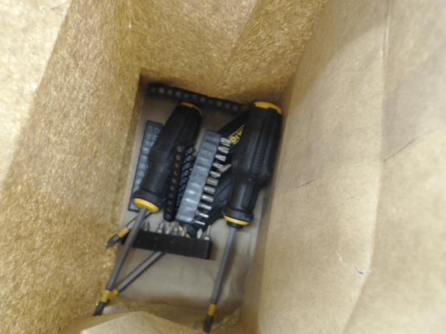 Set of 4 screwdrivers hex head + bits