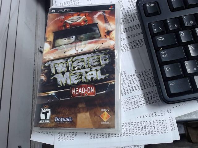 Twisted metal head on sur psp