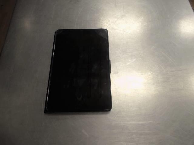 Tablette noire avec case