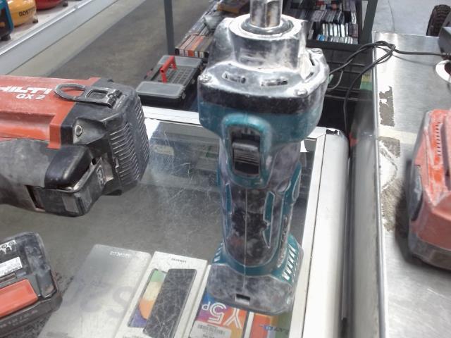 Toupis a drywall