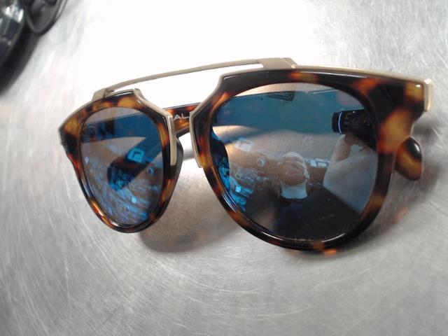 Lunettes soleil mouchet lens bleu