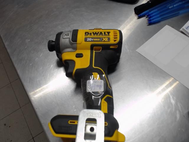 Dril impact dewalt difect piesece 20v