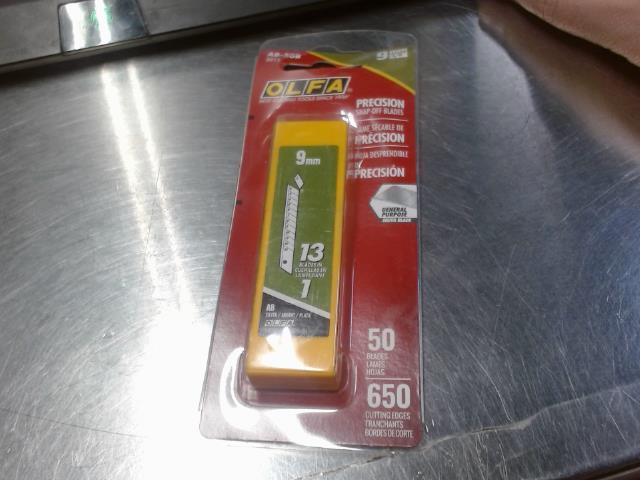 Precision snap-off blade