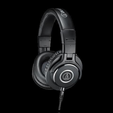 Wired studio headphones