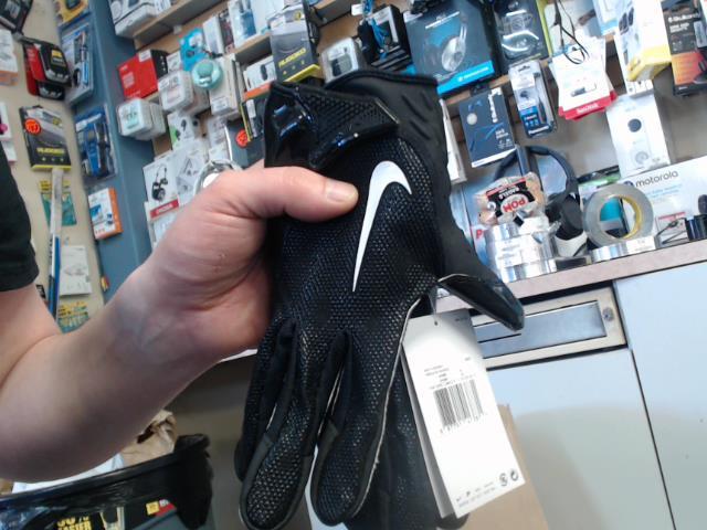 Nike football gloves