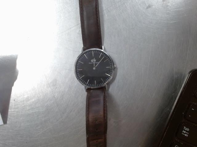 Montre clasique just date brac brun