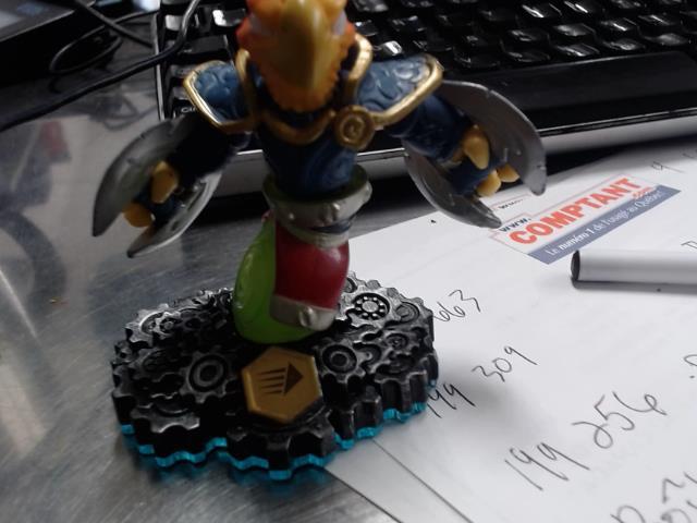 Figurine skylander