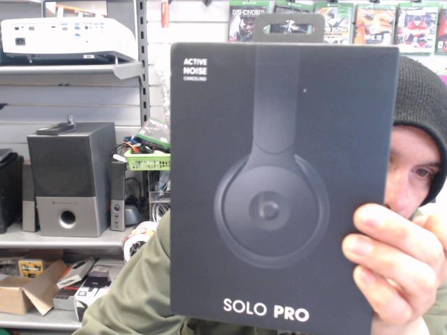 Beats solo pro dans boite