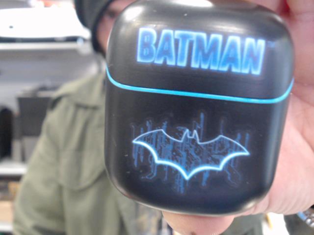 Petit speaker noir bluetooth