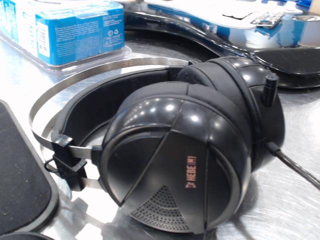 Headphone gaming