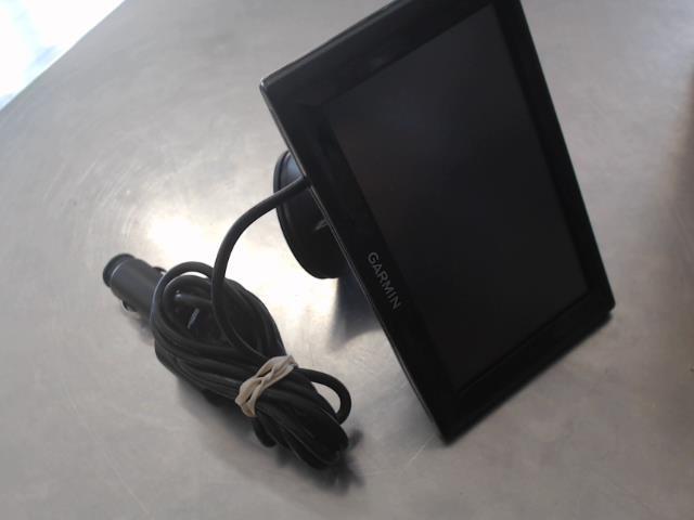 Gps garming avec cable et stand suction