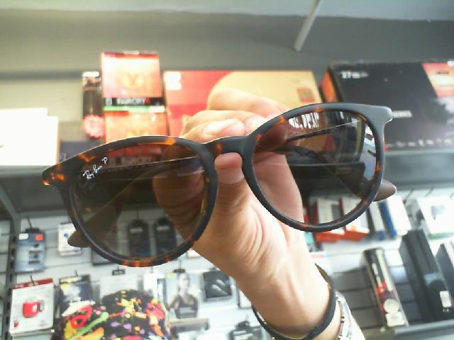 Lunette fumee avec case