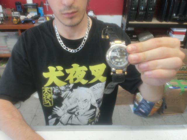 Montre cuir noir boussole