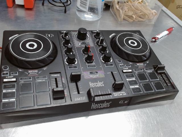 Hercules dj set portatif djuced