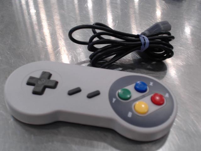 Manette fake