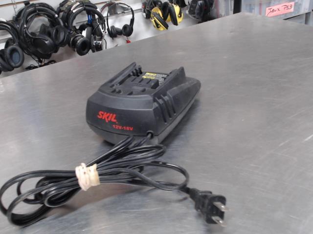 Chargeur batterie pour drill