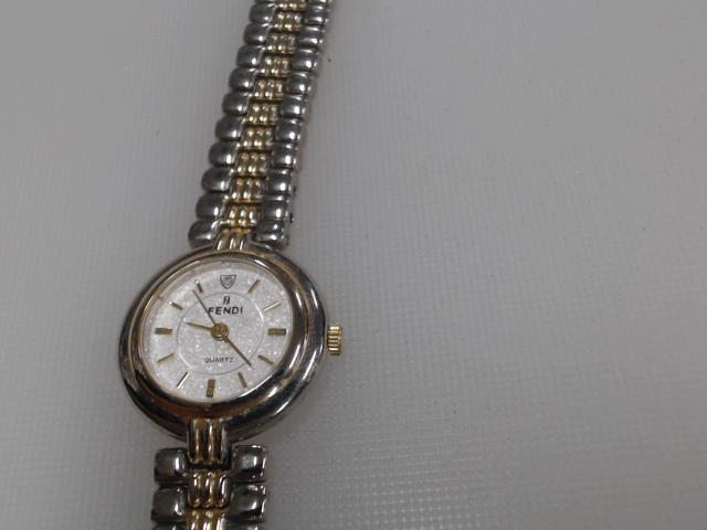 Montre femme stainless