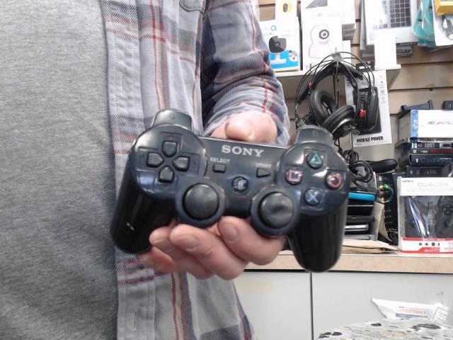 Manette beatup