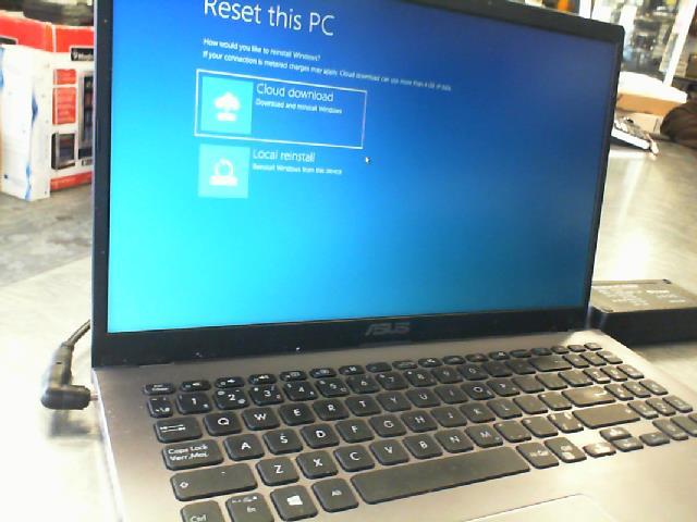 Intel 1.1hgz/4gb ram/128gb hd