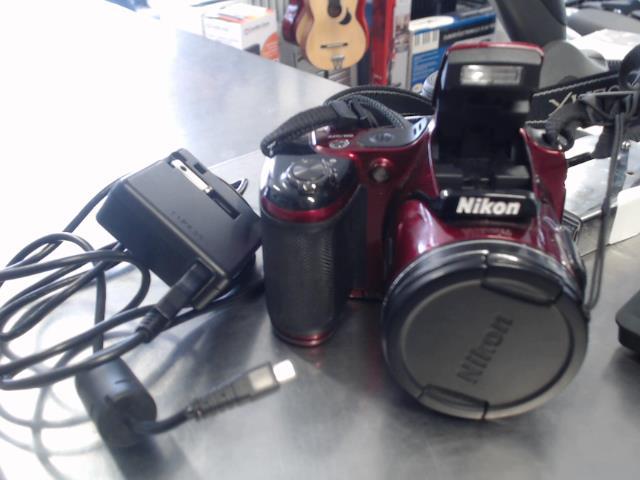 Coolpix 16 mp rouge + chargeur