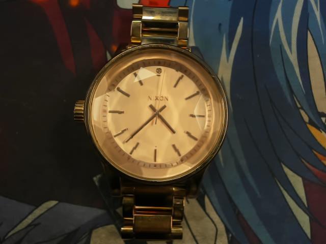 Montre nixon femme