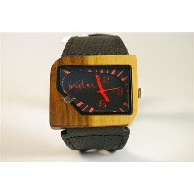 Montre en bois et bracelet noir