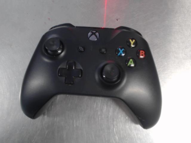 Manette xbox one+noir