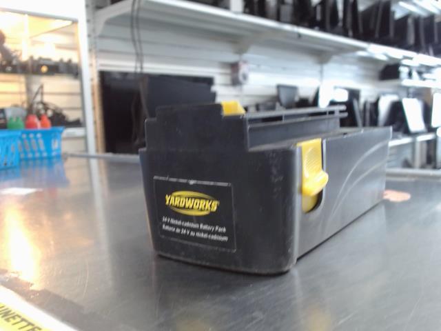 Battery pour drill noir jaune