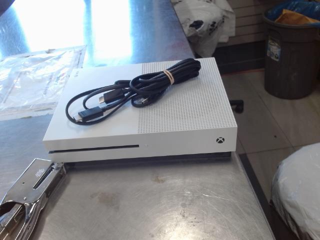 Xbox one s/1 to/ no man