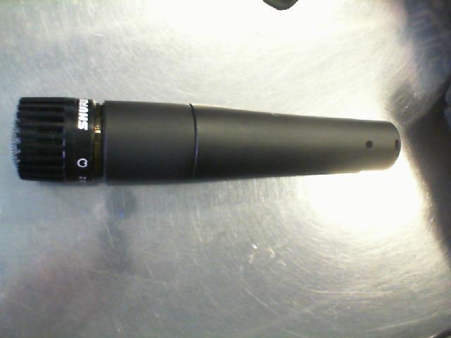 Dynamic microphone shure sm57