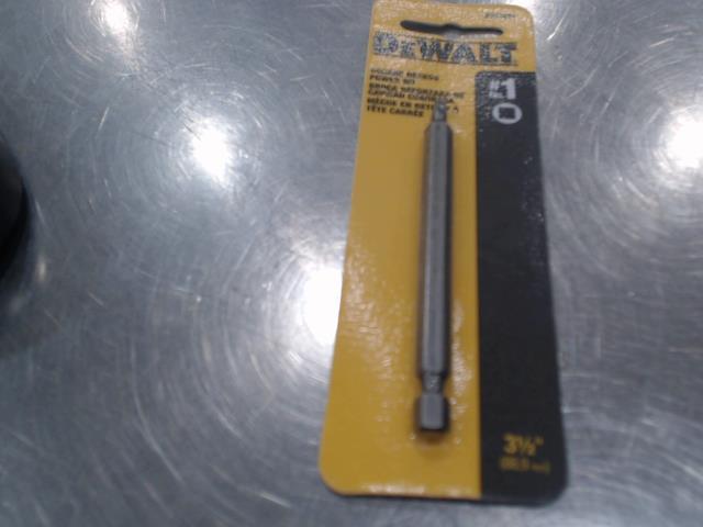 Meche tete carr.e