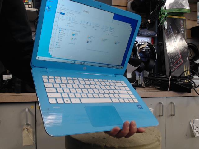Laptop bleu ciel celeron 4g 32g ssd