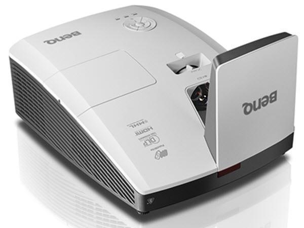 3500 lum ultra-short throw dlp projector