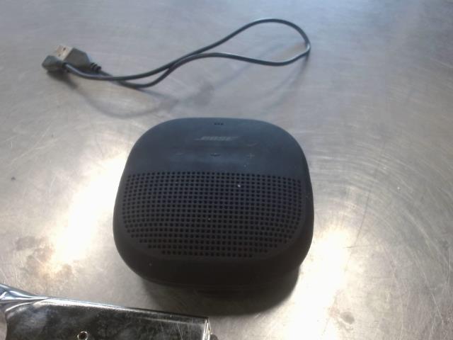 Speaker bluetooth bose +charge