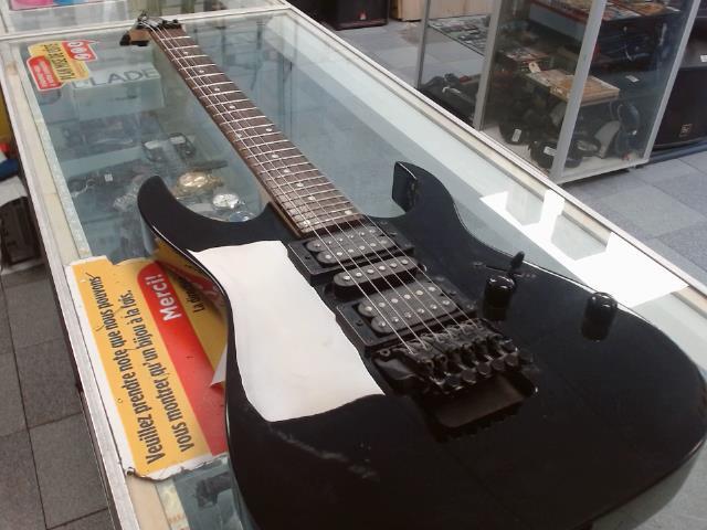 Guitare electrique noir