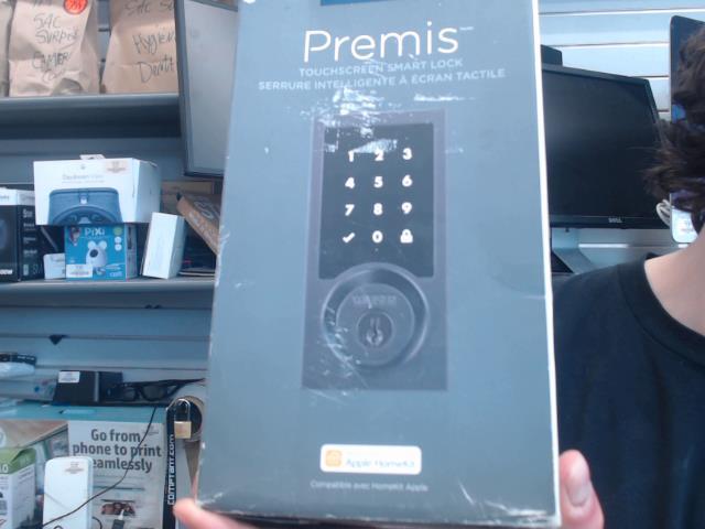 Touchscreen smart lock