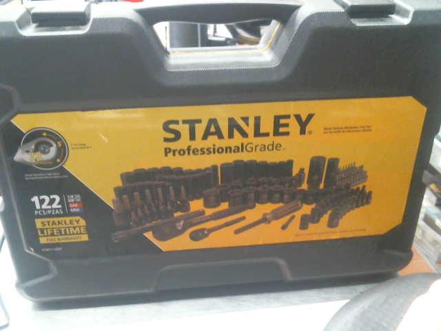 Stanley lifetime 122 pcs kit de douilles