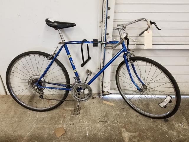 Venture sabre blue bike