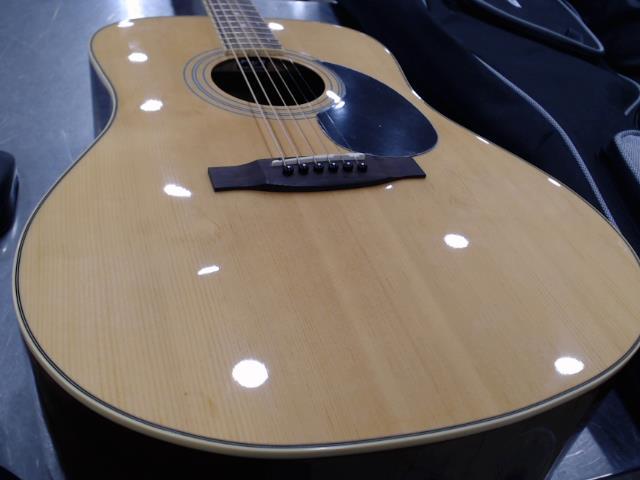 Guitare acoustique