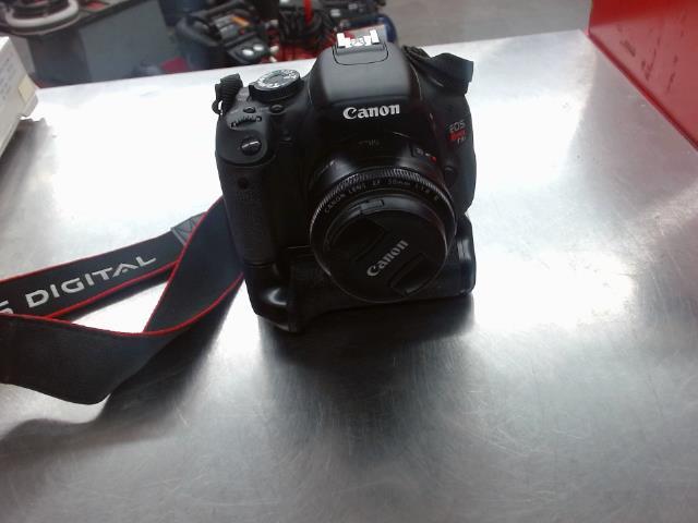 Canon rebelt3i+lentille 50mm+batterypack