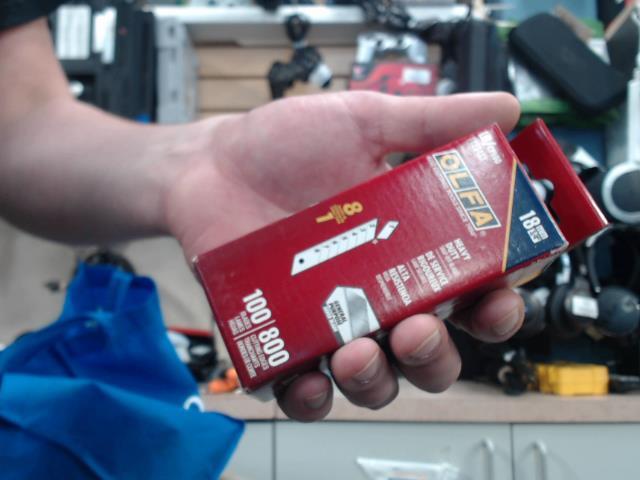 Heavy duty snap off blades