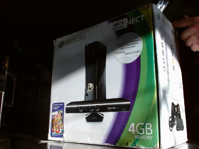 Kinect xbox 360 + acc + jeux